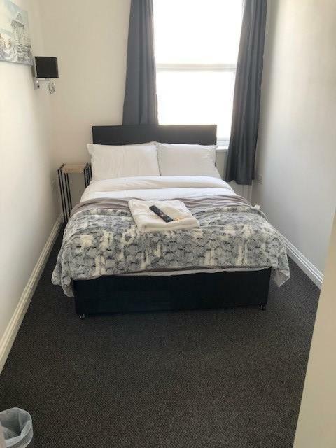 Ocean Holiday Apartments Plymouth Buitenkant foto